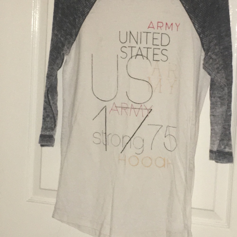 US Army top- size M